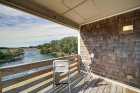 Hatteras Island Hideaway Waterfront, Canal Access